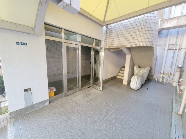 クリンゲル生駒のロビー