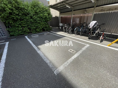 【駐車場】 | サンパレス元住吉 | 敷地内駐車場です♪