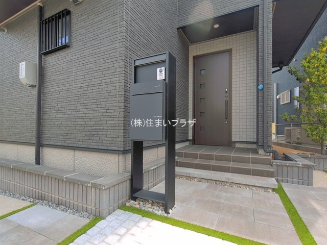 仲介手数料無料）一宮市今伊勢町宮後の玄関|明るい玄関です