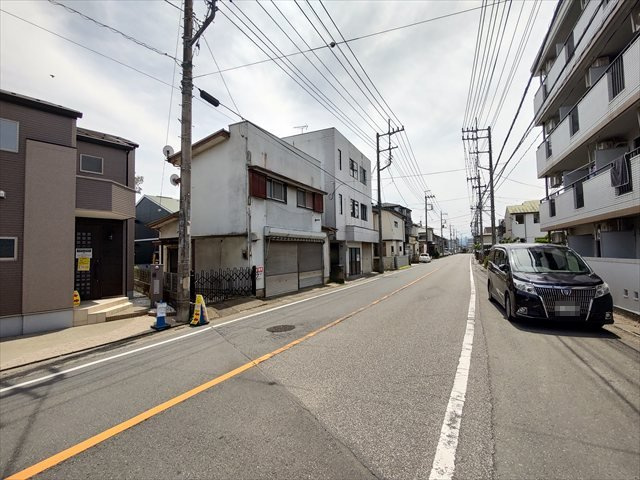 【前面道路含む現地写真】 | 坂戸市鎌倉町 | 本下水