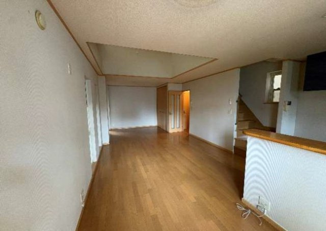 淀川区加島３丁目　中古戸建の居間・リビング