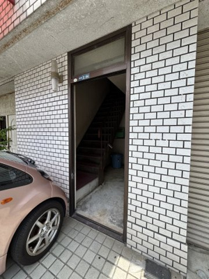 【エントランス】 | エクセレンス北巣本