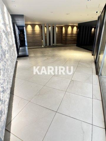 S-RESIDENCE緑橋駅前のロビー