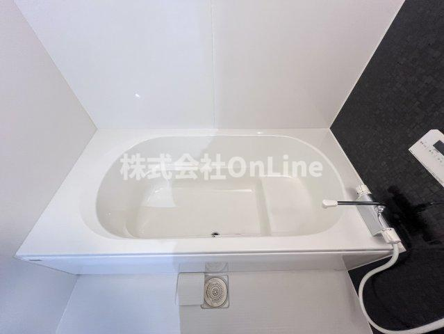 カーサイーストの浴室