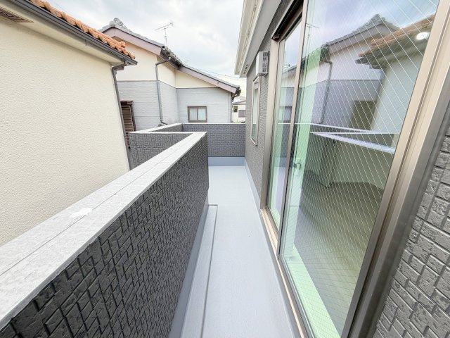 吉川市中野　新築戸建のバルコニー|南向きの陽当たり良好なバルコニー