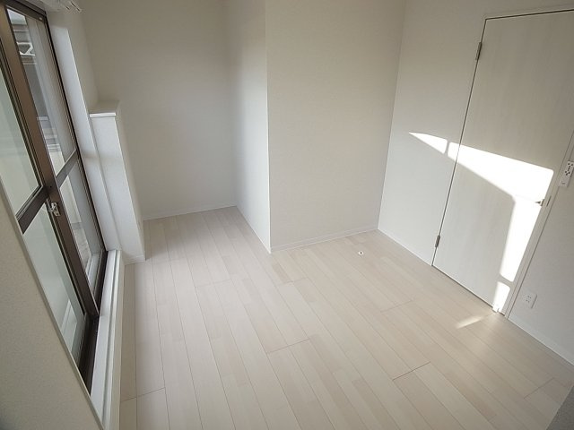 ときわ庄山ハイツの内装|白基調の明るい室内が魅力的