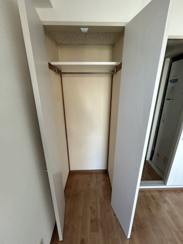 広島市中区東千田町２丁目の賃貸マンションの収納
