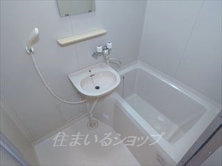 エルディムＳの浴室|改装前（退去時）の内観です