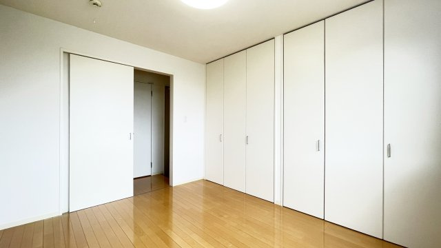 シャーメゾン名東　Ｂ棟の居間・リビング