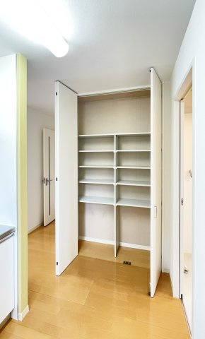 シャーメゾン名東　Ｂ棟の収納