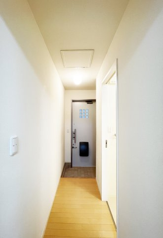 シャーメゾン佐古の玄関