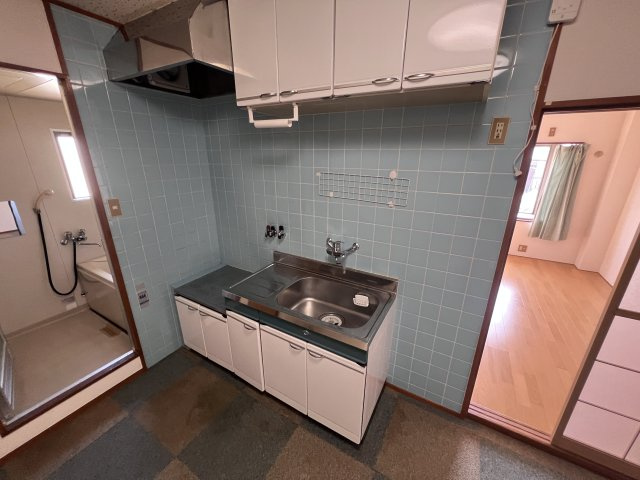 鈴蘭台南町2丁目マンションのキッチン