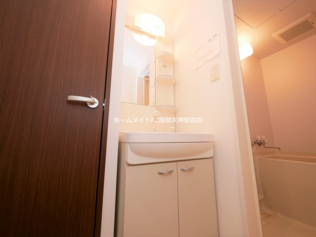 カスターニャ三国本町の洗面所