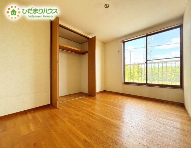 野田市三ツ堀　中古戸建　昭和63年築の洋室|6帖の洋室です♪　お子様用にも趣味部屋にもおすすめです♪
