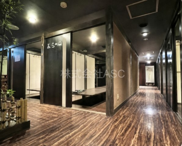 新栄プロパティー堺東駅前 貸店舗の内装