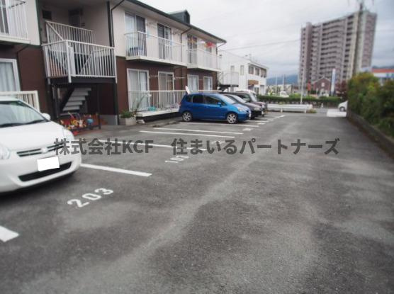 ルミエール77の駐車場|カースペースがあります