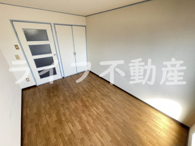 オーシャン新深江の居間・リビング|居間です