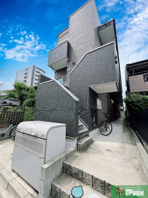 Patina平安通の外観