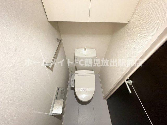 大阪市城東区諏訪２丁目のハイツのトイレ