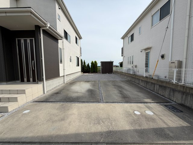 【駐車場】 | 前橋市茂木町　南向き　4SLDK