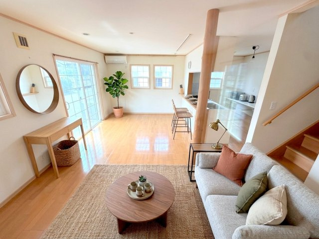 昭島市拝島町4丁目　中古戸建の居間・リビング