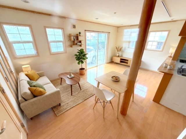 昭島市拝島町4丁目　中古戸建の居間・リビング