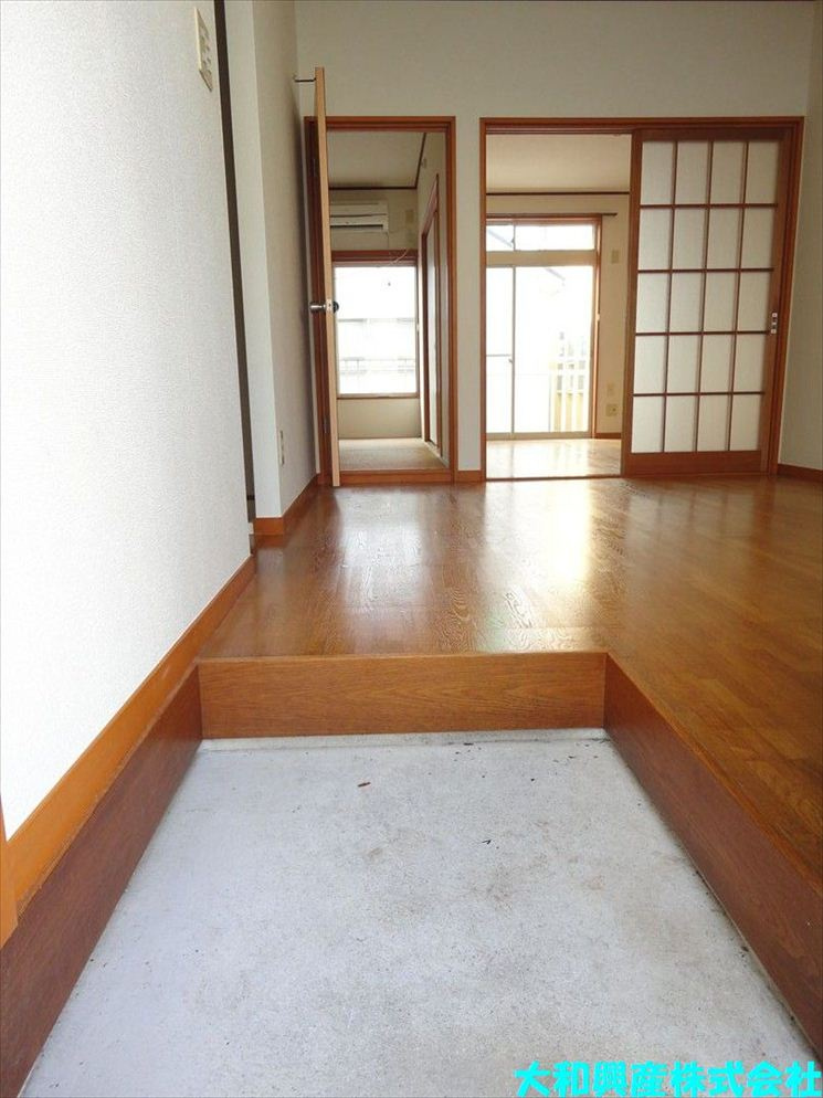 サニーハウスⅢの玄関