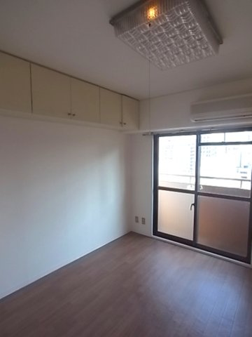 ライオンズマンション神戸元町の居間・リビング