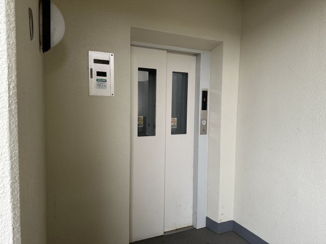 ロイヤルコートムラタのその他共用部分|エレベーター完備