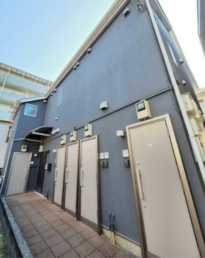 ブルージュ　陽当たり良好　法人可　バストイレ別