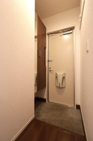 シュエット フルールの玄関