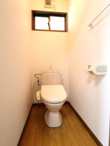 ハイツ臨港 IIIのトイレ