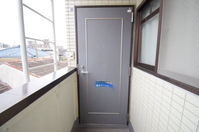 【玄関】 | ヴェルディ中原