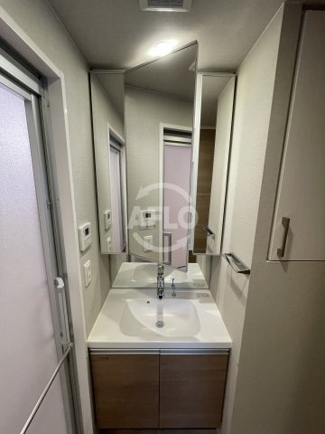 アーバネックス本町の独立洗面台|アーバネックス本町　独立洗面化粧台