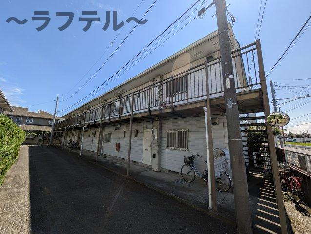 メゾン・ボラールＡ棟の外観