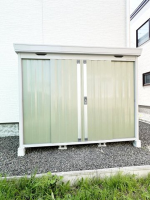 【収納】 | 手稲区新発寒5-3　コスモ建設・省令準耐火の家 | 建物裏には幅2.7ｍの大容量物置付き♪