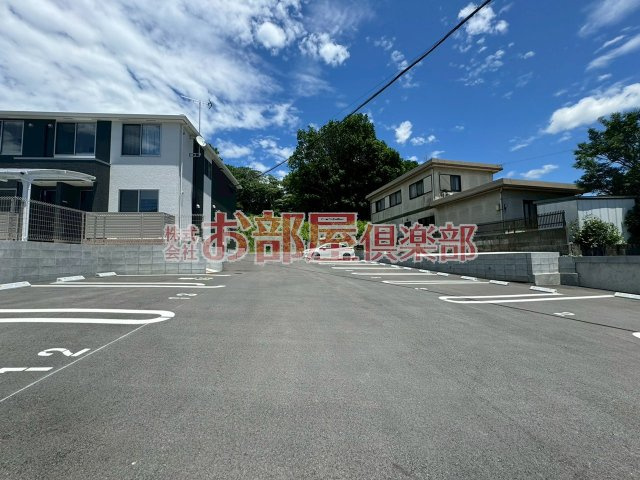 Light　snowの駐車場