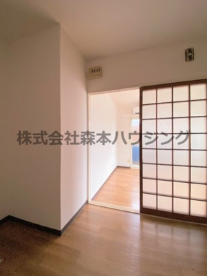 【居間・リビング】 | 　シャルマン南野 | 使いやすいキッチンスペースです