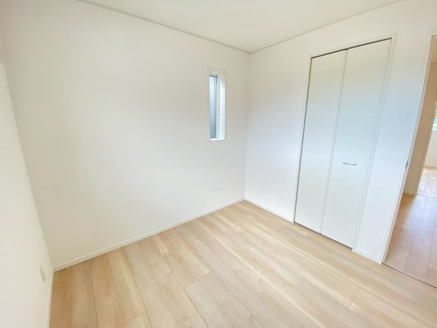 クレイドルガーデン／菊陽町向陽台第一／2号棟の洋室