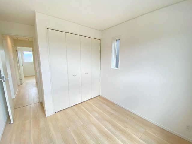 クレイドルガーデン／菊陽町向陽台第一／2号棟の洋室
