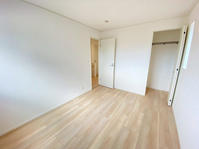 クレイドルガーデン／菊陽町向陽台第一／2号棟の洋室