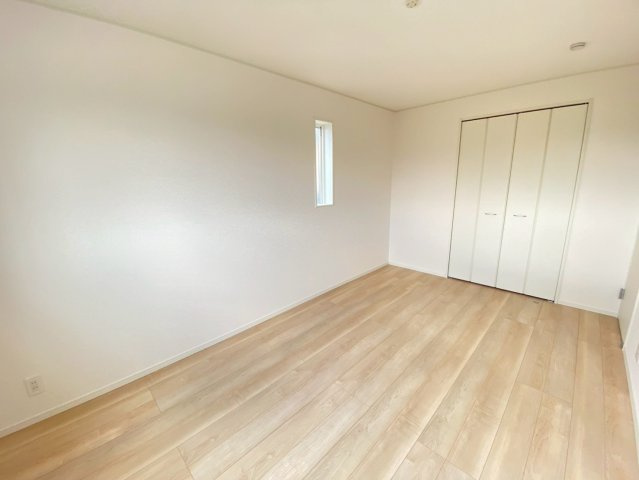 クレイドルガーデン／菊陽町向陽台第一／2号棟の洋室