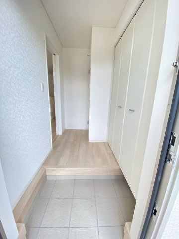 クレイドルガーデン／菊陽町向陽台第一／2号棟の玄関