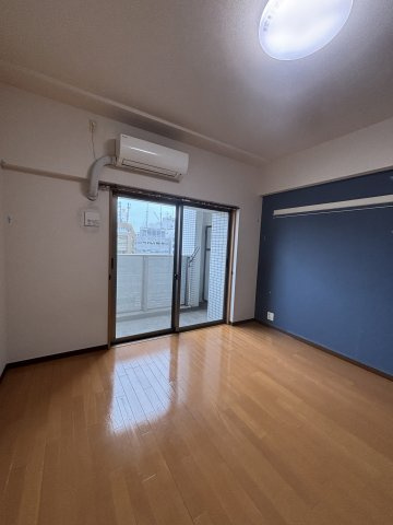 ブランクレール谷町の居間・リビング