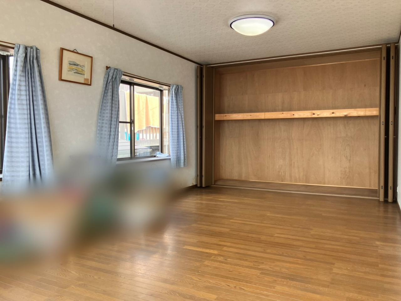 土佐市高岡町丙　中古住宅の洋室|明るい洋室です