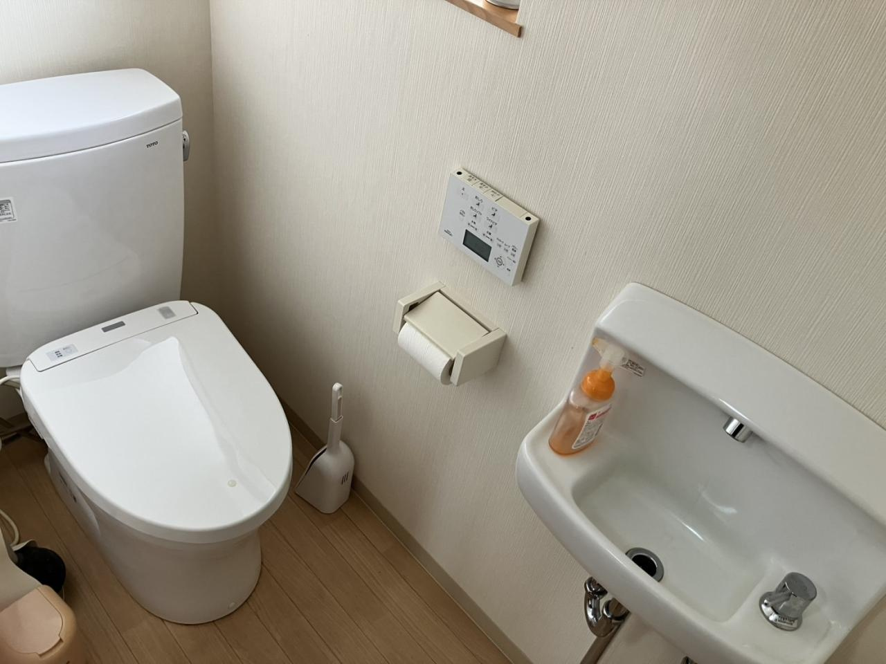 土佐市高岡町丙　中古住宅のトイレ|ゆったりとした空間のトイレです