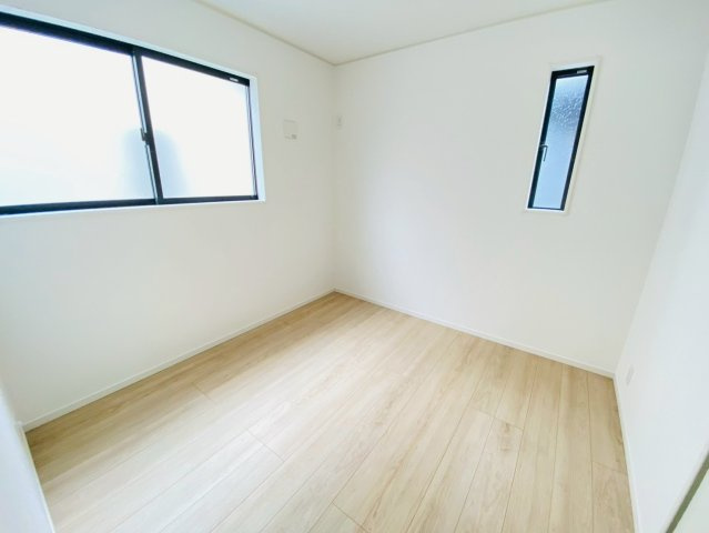 クレイドルガーデン／菊陽町津久礼第1２／２号棟の洋室