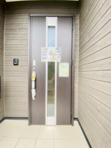 クレイドルガーデン／菊陽町津久礼第1２／２号棟の玄関