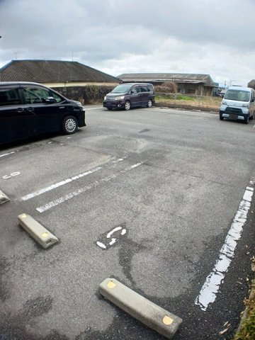 スマイル・アスカの駐車場|カースペースがあります