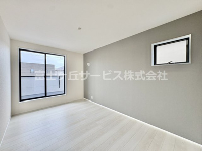 【寝室】 | 豊橋市芦原町 58-2期 新築一戸建て 2号棟 | 寝室です
